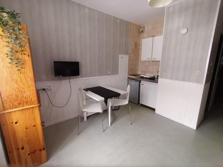 Studio Idealement Situe A Ax Les Thermes Ax-les-Thermes Exterior foto